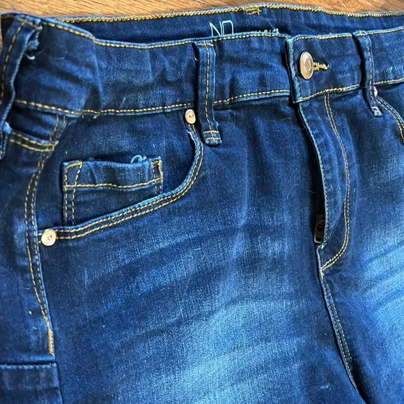 NoBo High Rise Shorts - Picture 2 of 4